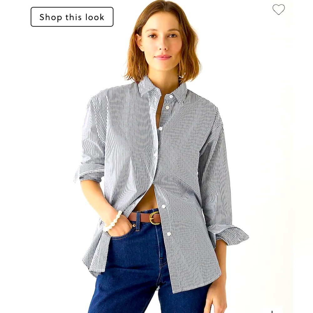 Petite relaxed-fit crisp cotton poplin shirt in navy stripe